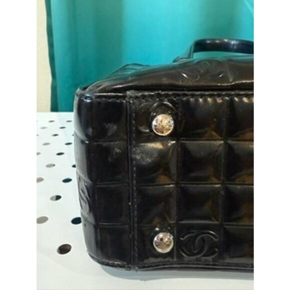 CHANEL CHOCOLATE BAR COCO CHANEL PATENT TOTE*Hologram*ENTRUPY - Picture 9 of 13